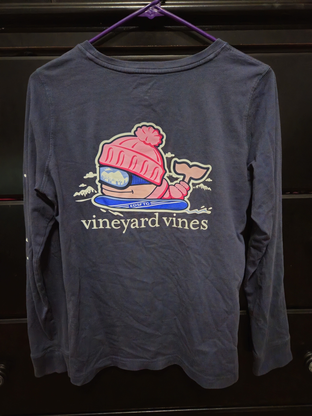 Vineyard Vines Unisex Navy Long-Sleeve Snowboarding Whale Graphic Tee